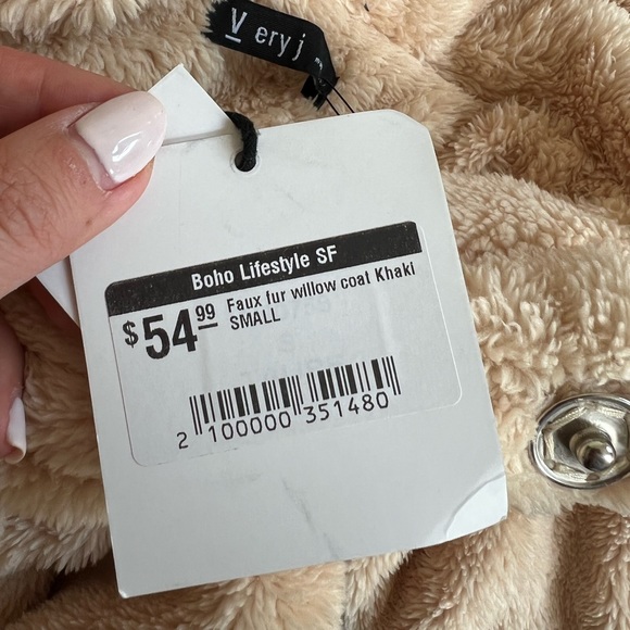 NWT Faux fair Teddy Jacket Tan, Small - Picture 2 of 3